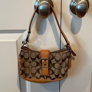 Mini Coach bag, has some wear inside, outside is in great condition.